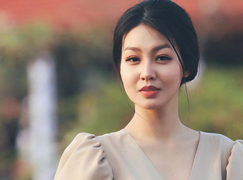 MC Hồng Nhung: "8/3 đối với tôi không khác gì những ngày bình thường"