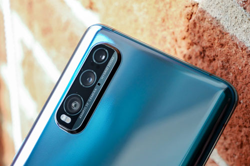 Smartphone chip S865, RAM 12 GB, chống nước, sạc 65W, giá hơn 20 triệu