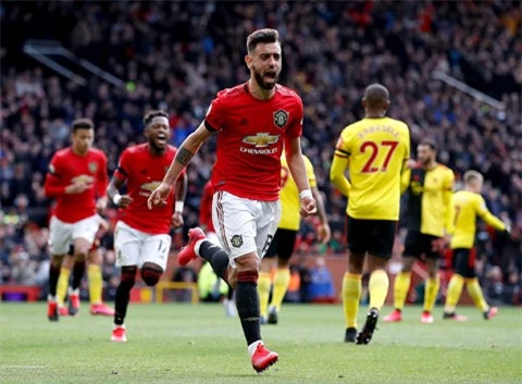 Bruno Fernandes ghi 2 bàn, kiến tạo 2 bàn chỉ sau 4 trận đầu tại Premier League