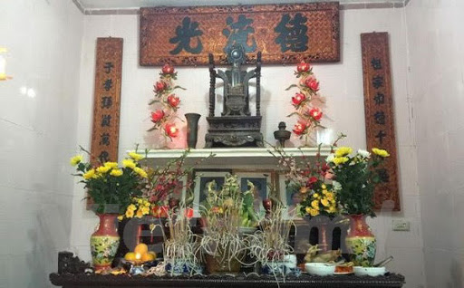 Những dấu hiệu trên bàn thờ cho biết vận xui đang tìm đến với bạn, cần hóa giải ngay