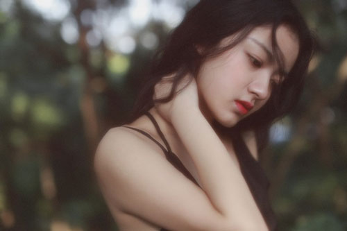 Phụ nữ có những đặc điểm này, nguy cơ cao mất chồng vào tay kẻ khác