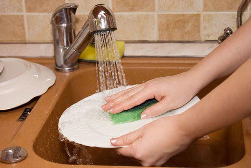Những sai lầm khi dùng nước rửa chén rước bệnh cho cả nhà