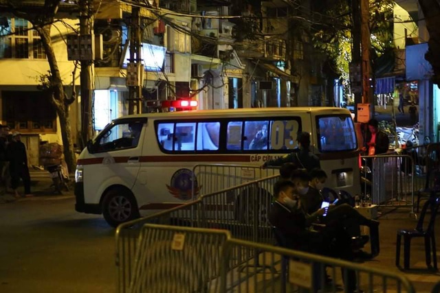 Thêm 8 người nước ngoài bay cùng BN17 bị nhiễm Covid-19, đã có  29 ca nhiễm tại Việt Nam