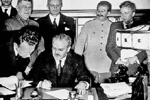 Hé lộ lý do Liên Xô ký hòa ước với phát xít Đức
