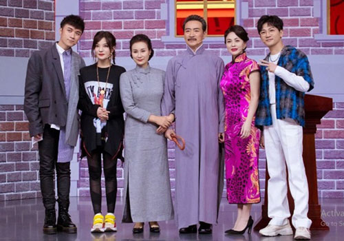 Dàn diễn viên 'Tân dòng sông ly biệt' hội ngộ, Triệu Vy tiết lộ điều bất ngờ