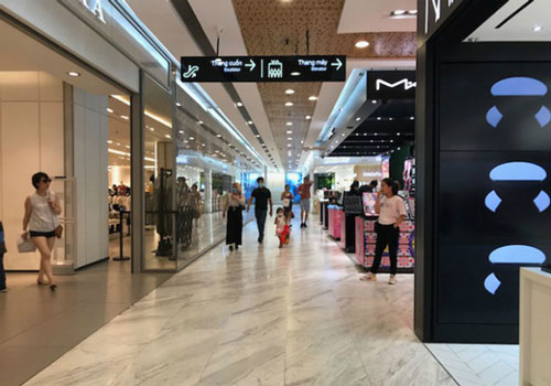 Bất động sản mặt bằng bán lẻ lao đao trước dịch Covid-19