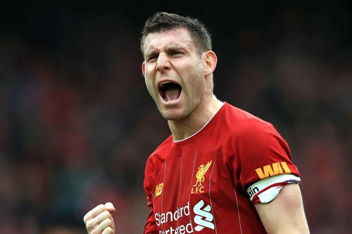 Hậu vệ trái: James Milner (Liverpool).