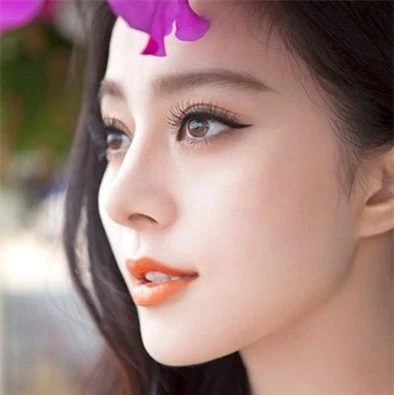5 nét phúc tướng của phụ nữ mang lại may mắn, tài lộc vô biên cho chồng con - Ảnh 5 Phụ nữ có sống mũi cao và thẳng là người có mệnh phú quý, được yêu chiều và trân trọng như nàng công chúa