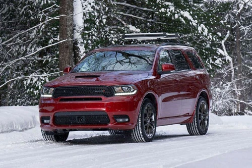 Dodge Durango 2020 (giá khởi điểm: 30.495 USD).