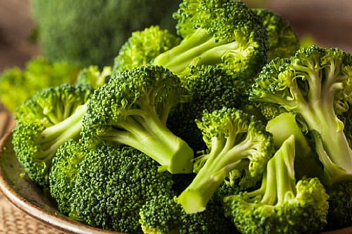 Những loại rau xanh nên bổ sung vào khẩu phần ăn giữa mùa dịch COVID-19 để bảo vệ sức khỏe của trẻ