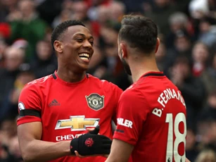 Đội hình tiêu biểu vòng 29 Premier League: M.U áp đảo