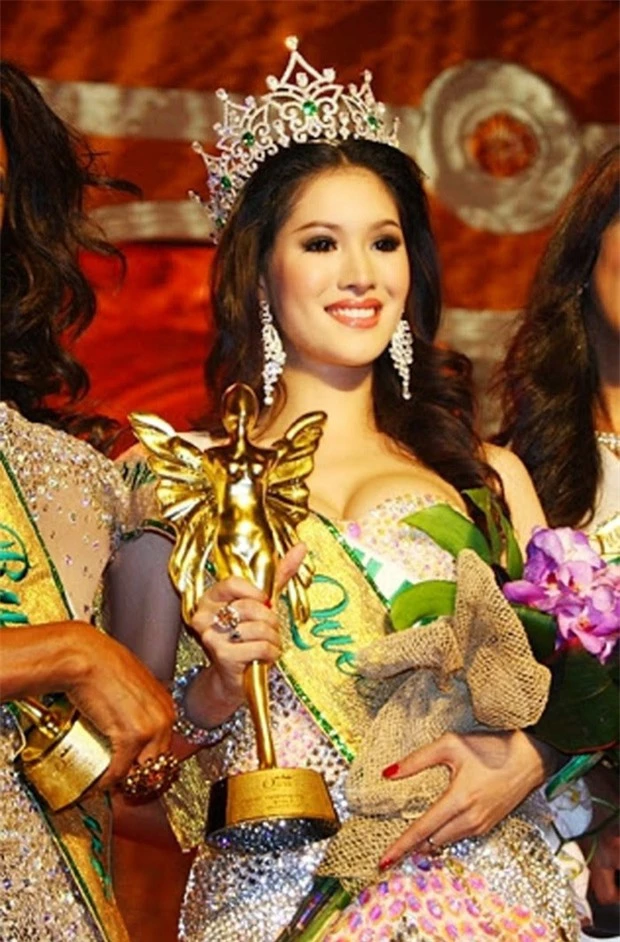Đọ sắc Nong Poy, Hương Giang và dàn Hoa hậu chuyển giới các thời kỳ - Ảnh 14.