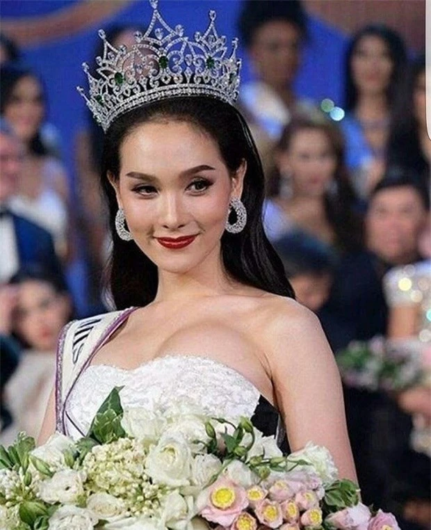 Đọ sắc Nong Poy, Hương Giang và dàn Hoa hậu chuyển giới các thời kỳ - Ảnh 24.
