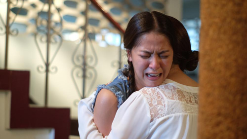 Ngày tái hôn, mẹ chồng cũ đưa ba cây vàng cùng lời đề nghị khiến con dâu khóc nghẹn