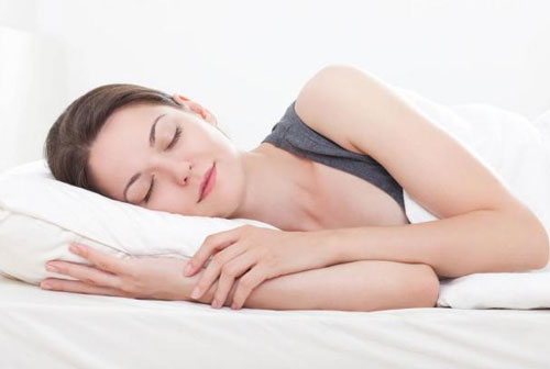 Đặt vật này dưới gối chẳng khác nào rước họa vào người, làm mãi không giàu, tiền bạc sớm 'đội nón' ra đi