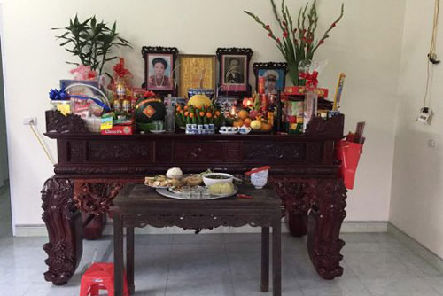 Đặt ảnh thờ kiểu này thần linh trách tội, giàu cũng hóa nghèo, nợ nần triền miên