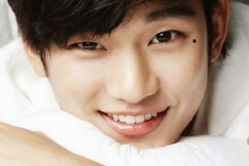 Đàn ông có nốt ruồi ở vị trí này quý hơn 'vàng', sớm muộn gì cũng giàu 'nứt đố đổ vách', phụ nữ lấy được sướng như bà hoàng