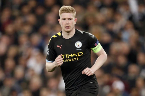 =4. Kevin De Bruyne (Man City, 135 triệu bảng).