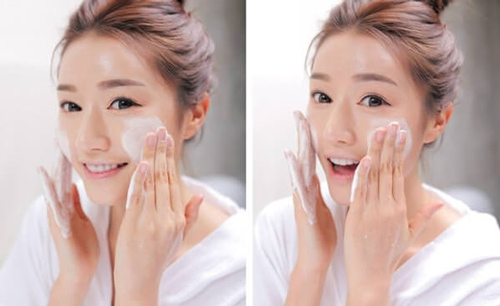 Mỗi khi rửa mặt làm điều này trong 60 giây, bạn sẽ không bao giờ bị lại mụn cám, mụn đầu đen