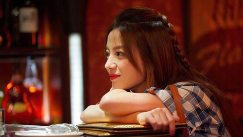 Những nữ diễn viên vượt qua quá khứ khó khăn, bị fan tẩy chay, vươn lên top sao hàng đầu Hoa ngữ