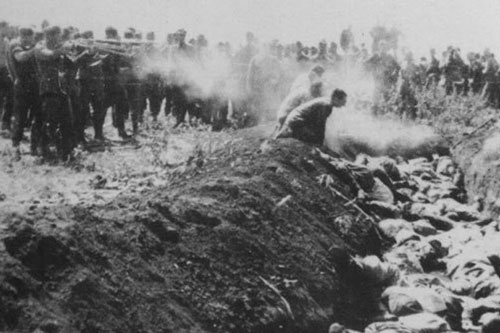 Vụ thảm sát hàng vạn người Do Thái chứa đựng bí ẩn 'kinh hoàng'