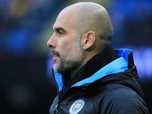 Pep muốn hoãn luôn Premier League hơn là thi đấu trên sân không khán giả