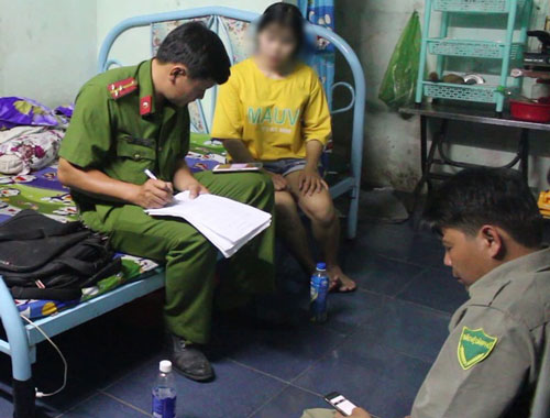 Đồng Nai: Truy bắt nghi can đâm chết người tại phòng trọ