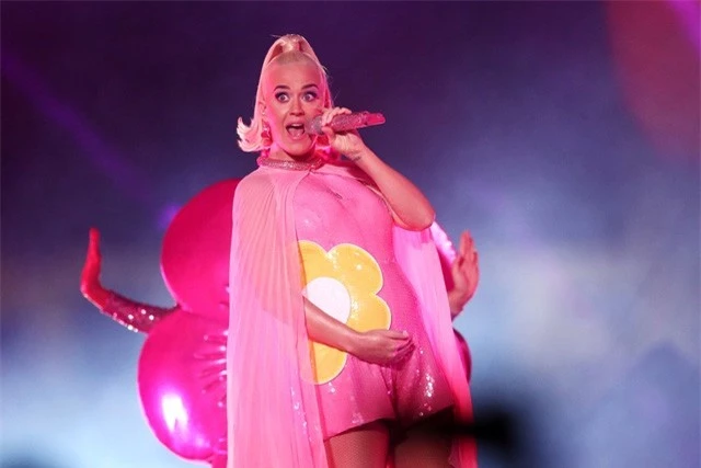 Katy Perry sẵn sàng ra nhạc mới dù mang bầu - Ảnh 1.
