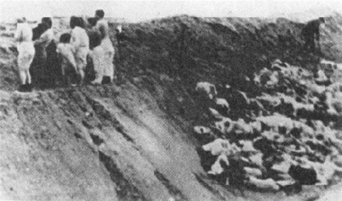 Ngày này năm xưa: Vụ thảm sát hàng vạn người Do Thái