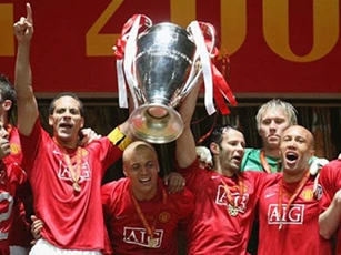 Darren Fletcher: 'M.U không thể đợi 30 năm mới vô địch như Liverpool'