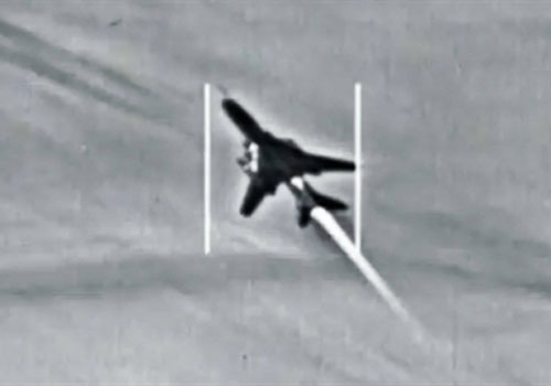 Su-22 Syria thoát hiểm ngoạn mục khi bị F-16 Thổ ngắm bắn