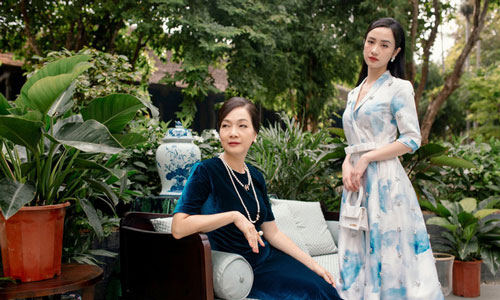 Nhan sắc NSND Lê Khanh thách thức với thời gian, vướng nghi án thẩm mỹ?