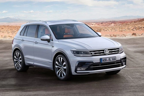 4. Volkswagen Tiguan (doanh số: 4.990 chiếc).