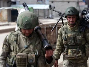 Thổ Nhĩ Kỳ cạn kiệt tên lửa chỉ trong 2 tuần đấu với Syria
