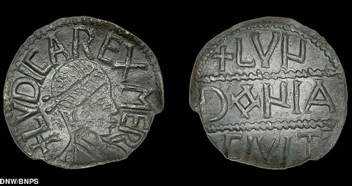 Một đồng xu cổ siêu hiếm của Anh bán được hơn 900 triệu đồng