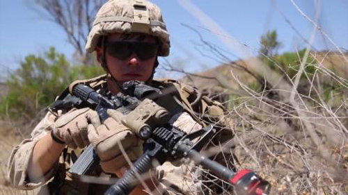 Bộ binh Mỹ tăng cường mạnh bằng súng ngoại