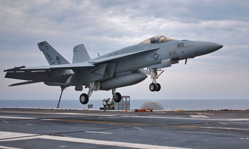 Tìm hiểu về đội bay trên tàu sân bay USS Theodore Roosevelt