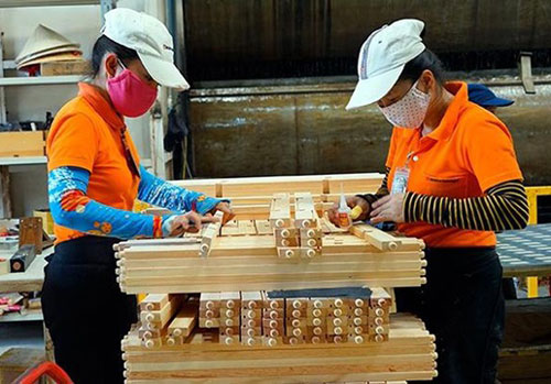 Xuất khẩu đồ gỗ vẫn tăng trưởng