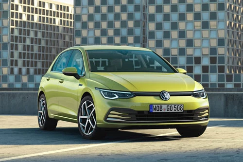 Volkswagen Golf (doanh số: 12.409 chiếc).
