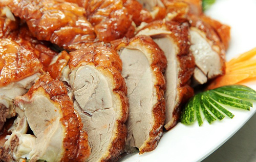 Cách nhận biết thịt lợn quay không nhuộm phẩm màu trong 3 giây, lướt qua là biết thịt lợn sạch và lợn chết