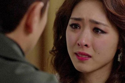 Lúc tôi khổ ải nhất thì anh ta lại lên giường với người khác