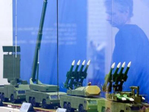 Gian hàng của tập đoàn “Almaz-Antey” Nga tại một cuộc triển lãm vũ khí và phương tiện kỹ thuật quân sự quốc tế