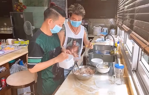 Vũ Hà nói Đàm Vĩnh Hưng: "Ngoài cãi nhau ra thì còn làm cái gì hơn không?"