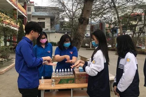 Học sinh cần làm gì tại nhà để tự bảo vệ trước dịch Covid-19