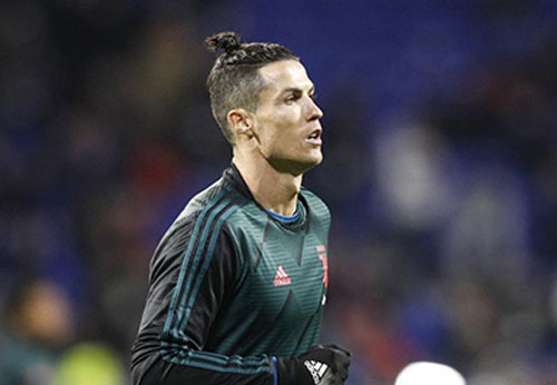 Ronaldo cảnh báo người dân châu Âu đừng thờ ơ với Covid-19