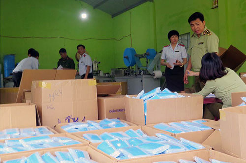 Phạt 70 triệu đồng cơ sở sản xuất khẩu trang không phép tại Phú Yên