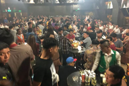 Tạm ngừng hoạt động vũ trường, quán bar, karaoke trên toàn TP.HCM