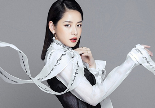 Chi Pu quyên góp một tỷ đồng chống dịch Covid-19 