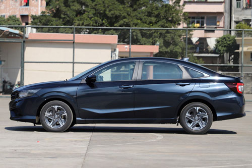 Cận cảnh xe sedan Honda dùng động cơ tăng áp, giá rẻ bất ngờ