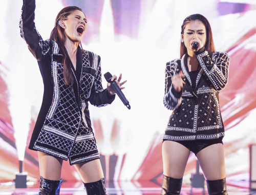 Diễn viên Thu Hoài gây bất ngờ, đạt điểm tuyệt đối từ BGK "Trời sinh một cặp"